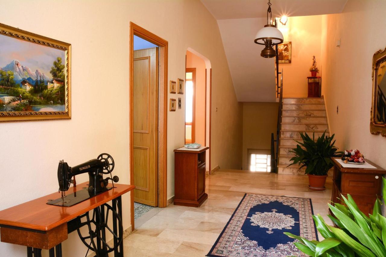 B&B La Genziana Fonni Buitenkant foto